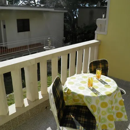 Angela - With Beautiful Courtyard *